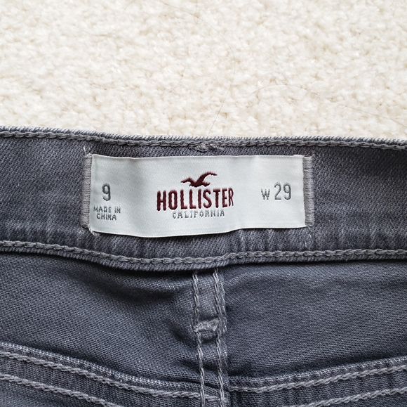 Hollister Denim Shorts - Picture 9 of 10
